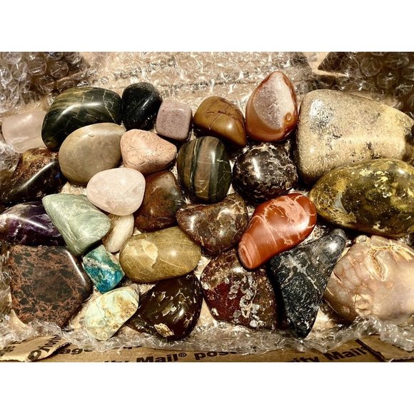 Tumbled And Polished Authentic Minerals Crystals Over Three Pounds - Picture 11 of 14